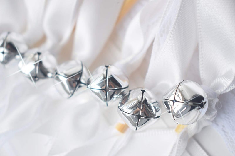 Kingsnow 50 Pack White Lace Ribbon Wands Wedding Streamers with Silver Bells, Silk Fairy Stick Wish Wands for Wedding Send off Party Activities Holiday Celebration - Image 3